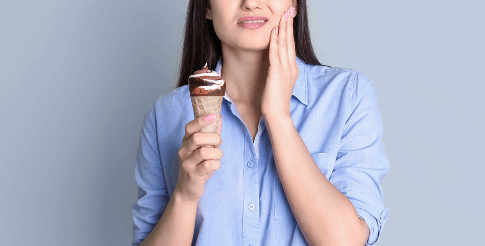 دليل-العناية-بالأسنان-الحساسة (1) الأسنان الحساسة - مركز وندرز لعلاج الاسنان