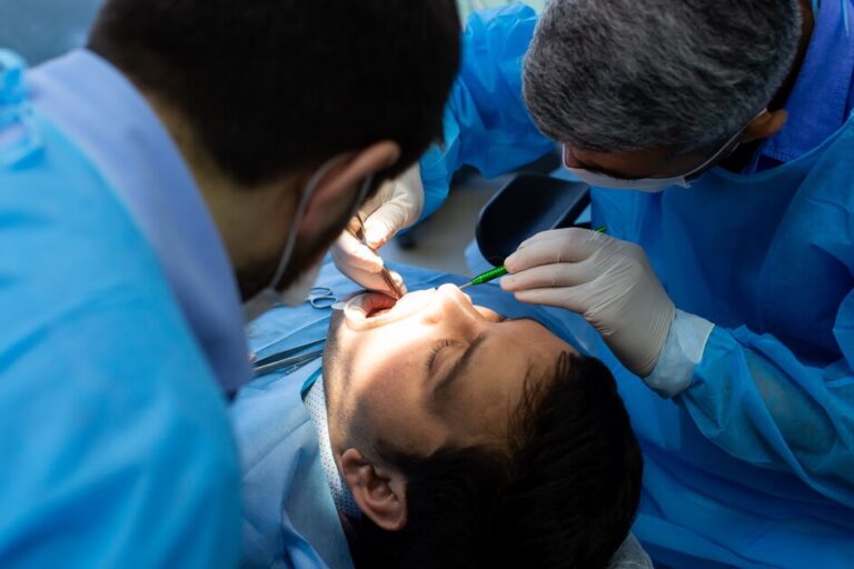 إعادة بناء الأسنان في الخارج - Teeth Reconstruction Abroad