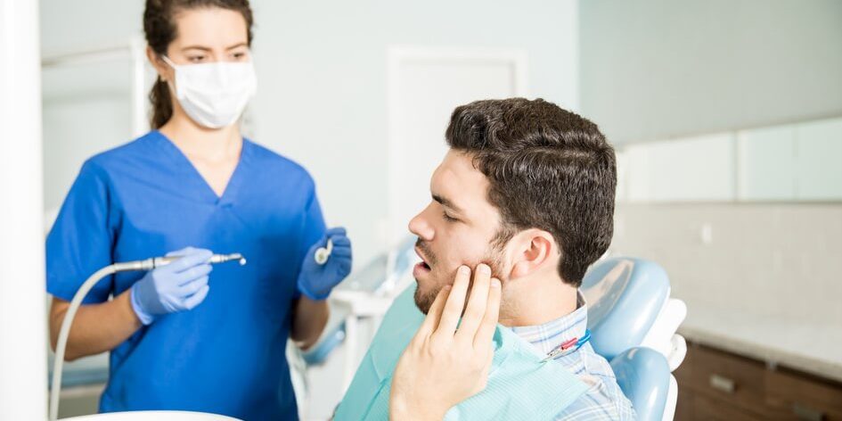 Root Canal vs Tooth Extraction - علاج جذور الأسنان أم خلع الأسنان